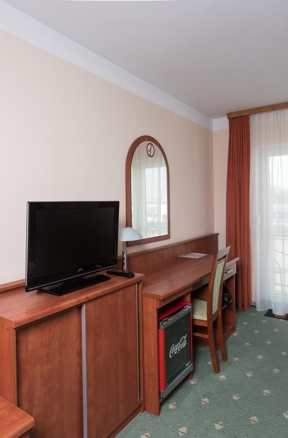 Hotel Breitenlee Vienna Luaran gambar