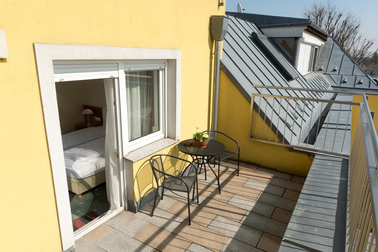 Hotel Breitenlee Vienna Luaran gambar